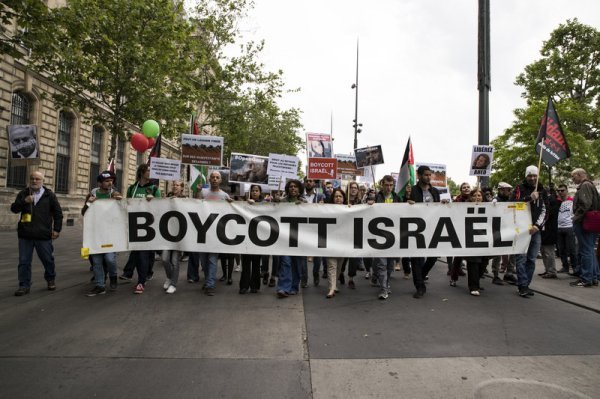 Propalestinski prosvjedi u Britaniji i Francuskoj