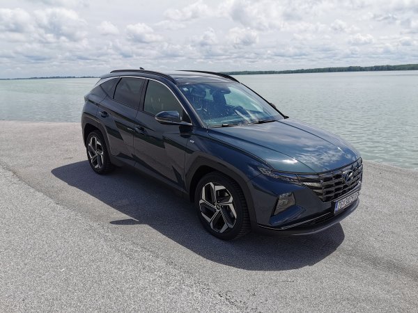 Hyundai Tucson 1.6 T-GDi 180 7DCT 4WD 48V Premium Plus