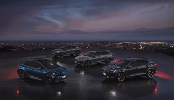 Cupra Born se pridružuje plug-in hibridnim varijantama Cupra modela: Leon, Leon Sportstourer i Formentor