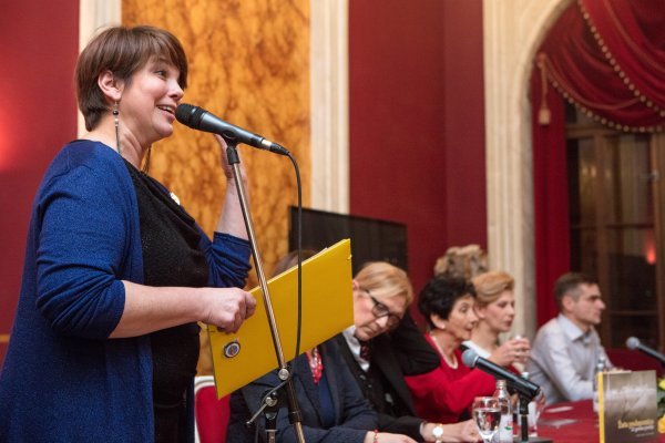 Karmela Vukov Colić