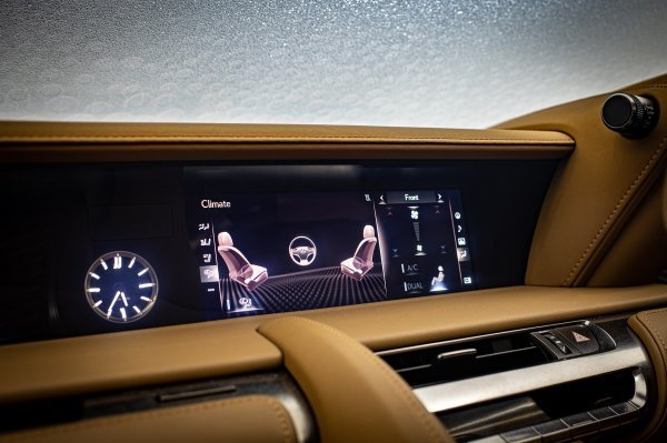 Lexus LC Convertible na ekstremnom testu pri -18°C