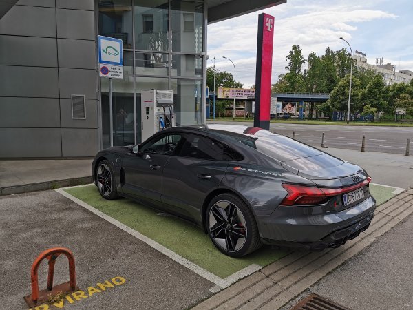 Audi RS e-tron GT