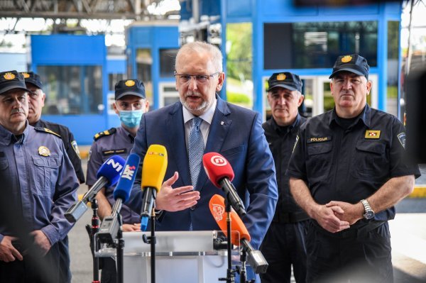 Prelazak granice s Covid potvrdom (putovnicom)