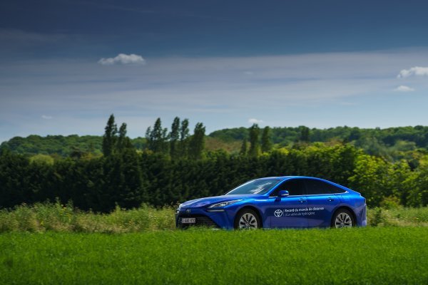 Toyota Mirai postavila svjetski rekord od 1003 kilometara s jednim punjenjem vodika