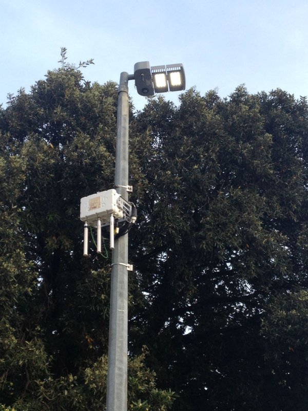 Prva dubrovačka pametna svjetiljka Licencirane fotografije/Hrvatski telekom