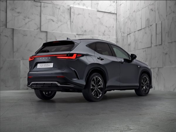 Lexus NX 450h +