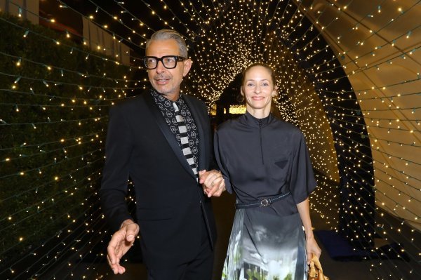 Jeff Goldblum i Emilie Livingston