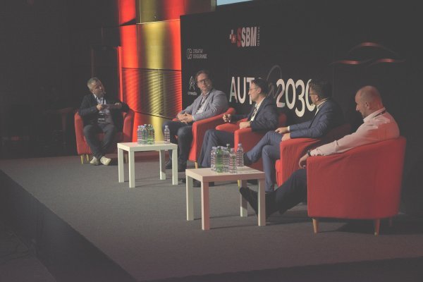 Panel 3: Darin Janković, Mario Žižek, Robert Vučković, Dean Torti i Damir Domitran (slijeva nadesno)