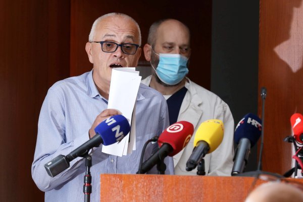 Zoran Vatavuk na konferenciji za novinare