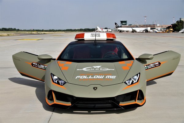 Lamborghini Huracán EVO 'Follow me'