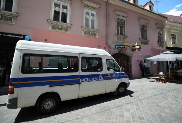 Zagreb: Policija u stanu u Radićevoj ulici koji se povezuje s uhićenim Bačićem