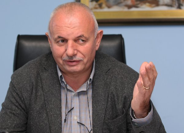 Krešo Petek osumnjičen je da je gotovo dva milijuna kuna u gotovini u vrećici nosio tadašnjem čelniku Janafa Draganu Kovačeviću