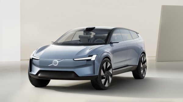 Volvo Concept Recharge je najava novo EX90