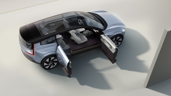 Volvo Concept Recharge je predstavljen sredinom prošle godine