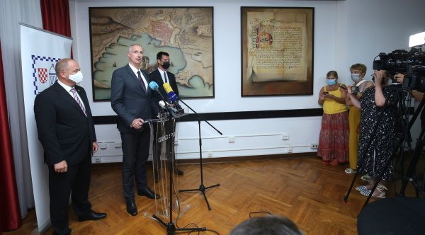 Gradonačelnik Ivica Puljak o stranačkim zapošljavanjima u tvrtki Čistoća