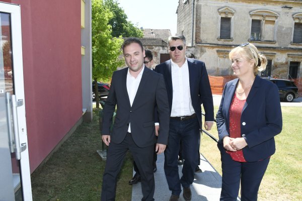 Zoran Milanović u Glini