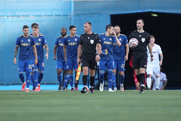 Dinamo - Valur