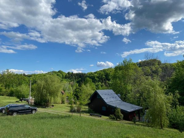 River house Proud Mary