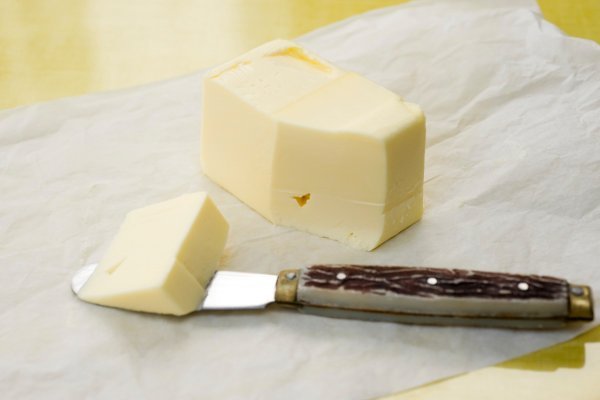 Maslac i vazelin 'zagušuju' kožu, zbog čega ona zadržava tjelesnu toplinu