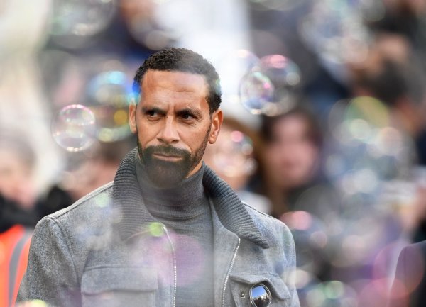 Oglasio se Rio Ferdinand: Evo što kaže o crvenom kartonu u utakmici BiH i SAD-a
