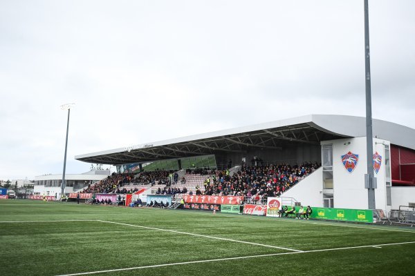 Valur - Dinamo - stadion u Reykyaviku