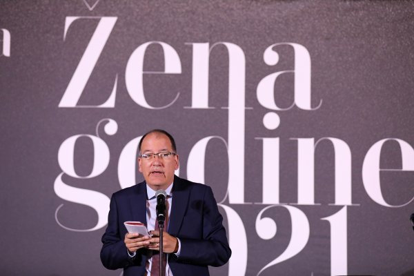 Veleposlanik Kanade Alan Bowman