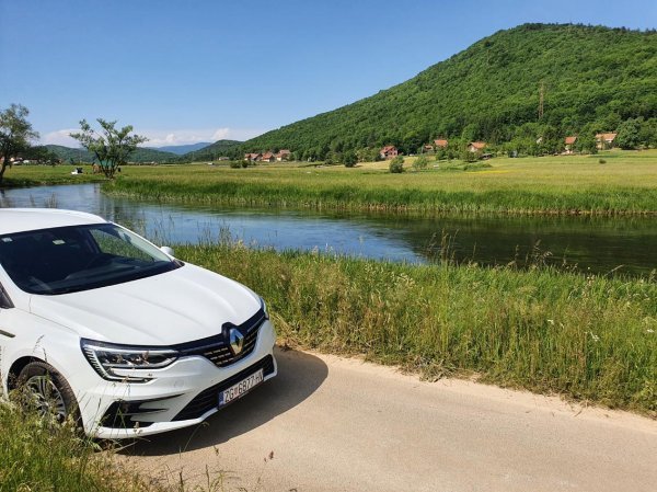 Renault Megane Hybrid