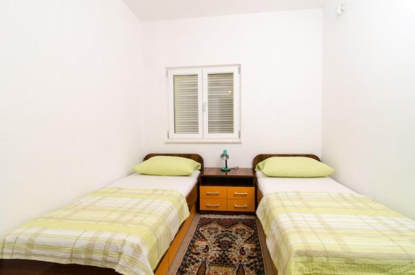 Apartments Gusti