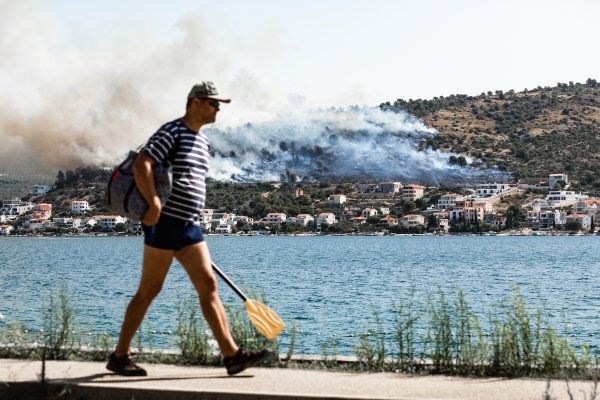Požar u Zatoglavu kod Rogoznice