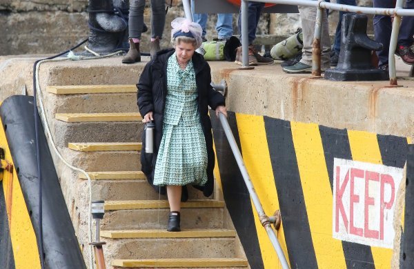 Imelda Staunton kao kraljica Elizabeta u 5. sezoni 'Krune'