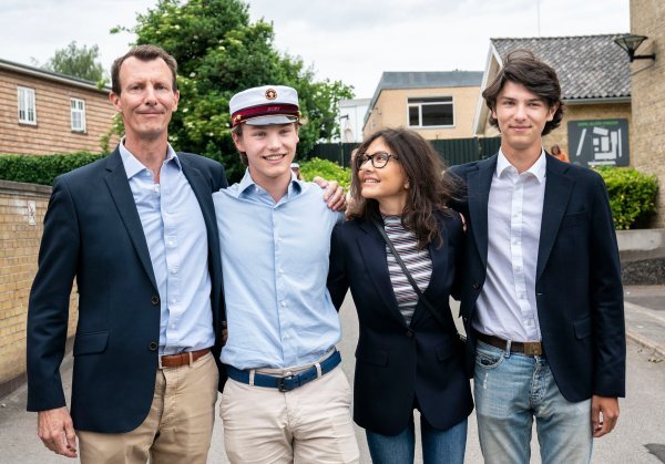 Princ Joachim, prinčevi Nikolai i Felix i grofica Alexandra od Frederiksborga