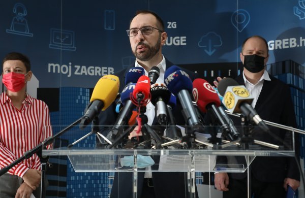 Konferencija za novinare zagrebačkoga gradonačelnika Tomislava Tomaševića