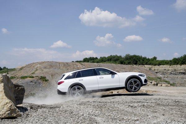 Mercedes-Benz C-klasa All-Terrain će svoju premijeru imati na IAA Mobility 2021 u Münchenu u rujnu