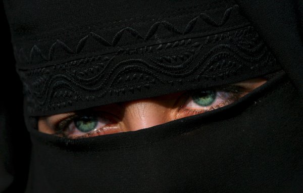 Talijani od danas zabranili burke u školama: Stranim roditeljima se provjerava znanje jezika