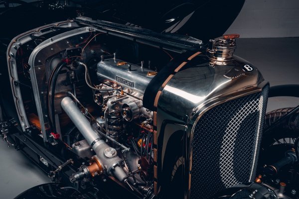 Bentley Mulliner Blower Continuation Serija