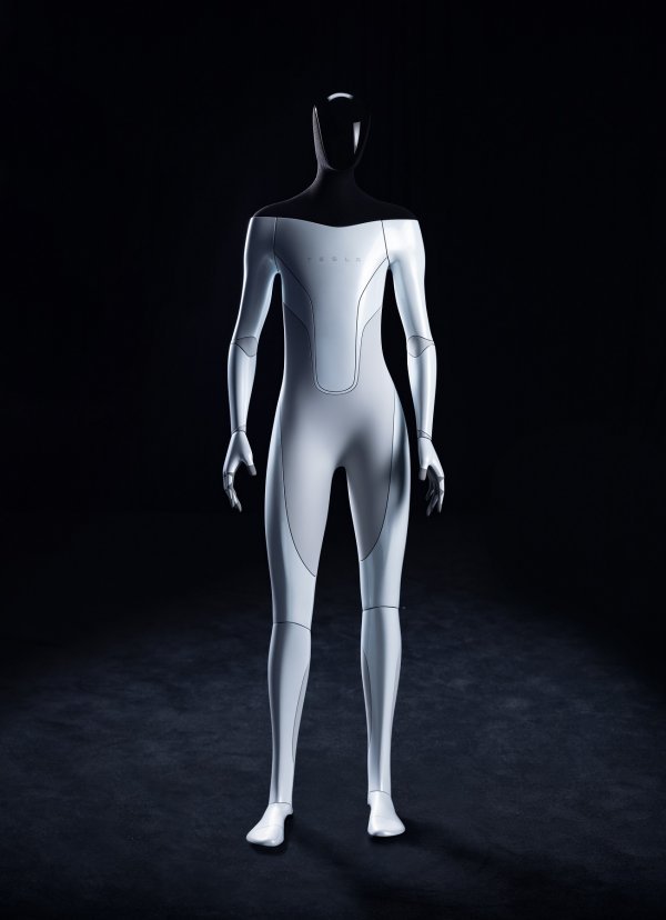 Tesla Bot - prototip humanoidnog robota
