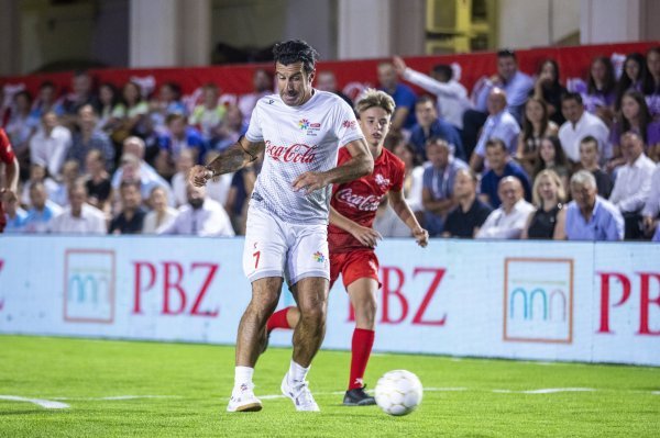 Revijalna utakmica sudionika Igara i svjetskih sportskih zvijezda i dužnosnika