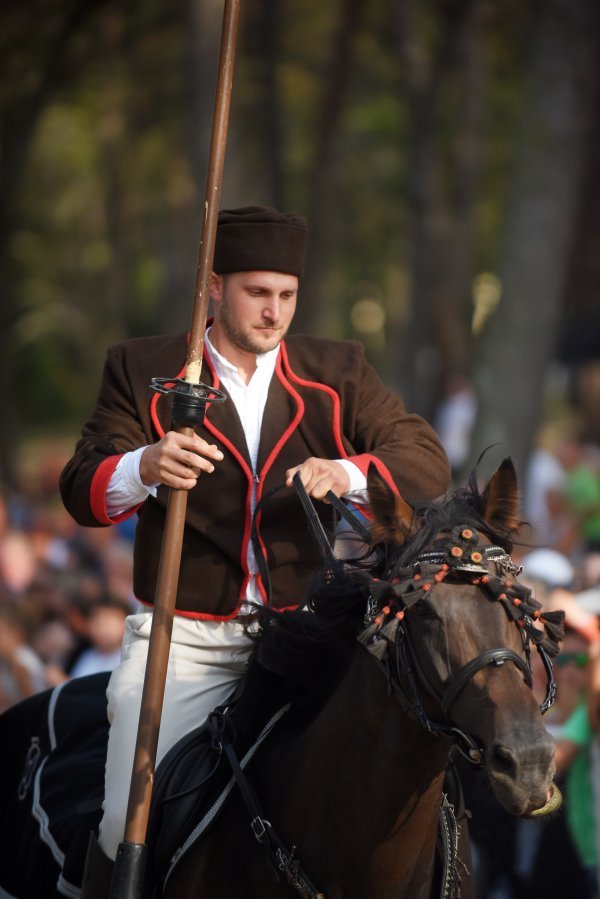 46. Trka na prstenac