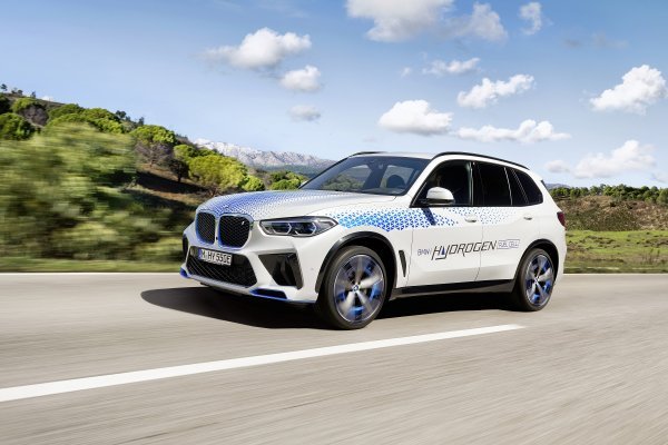 BMW iX5 Hydrogen će prvi puta biti izložen na IAA Mobility 2021. u Münchenu