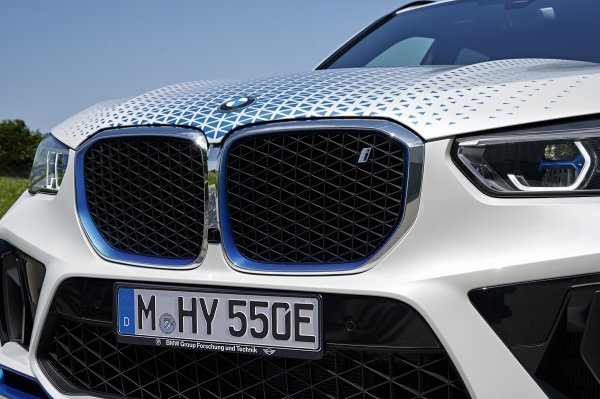 BMW iX5 Hydrogen će prvi puta biti izložen na IAA Mobility 2021. u Münchenu