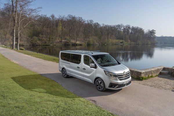 Renault Trafic SpaceClass Escapade