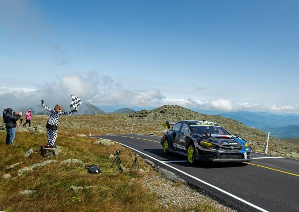 Subaru i Travis Pastrana na 2021 Mt. Washington Hillclimb-u