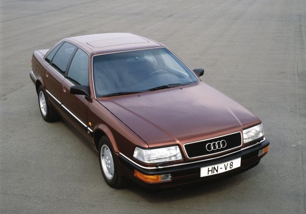 Audi V8