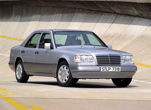 Mercedes-Benz E-klasa (W124)