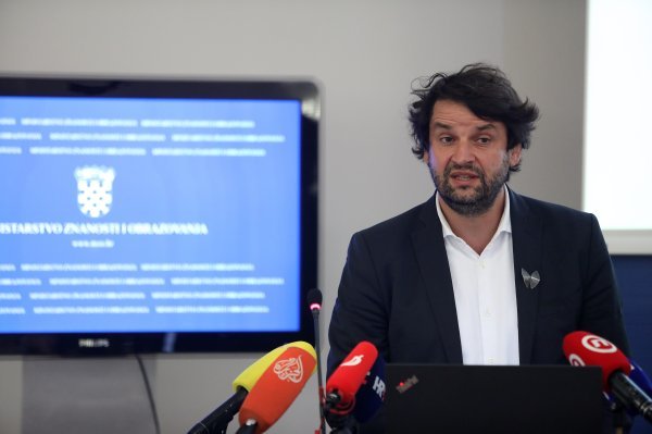 Zagreb: Predstavljeni rezultati istraživanja utjecaja pandemije i potresa na školstvo