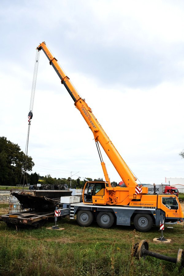 Nakon dva tjedna od nesreće radnici i dalje uklanjaju preostale vagone
