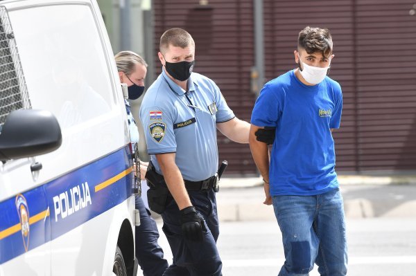 Privedeni osumnjičeni za ubojstvo u naselju Parag