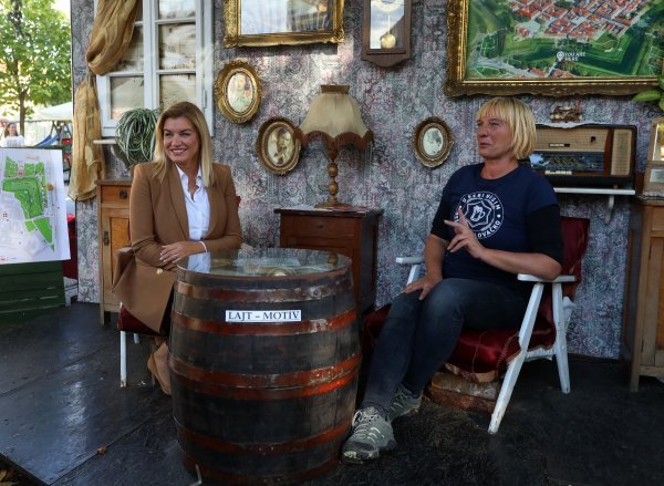 Ministrica Nikolina Brnjac na Danima piva u Karlovcu