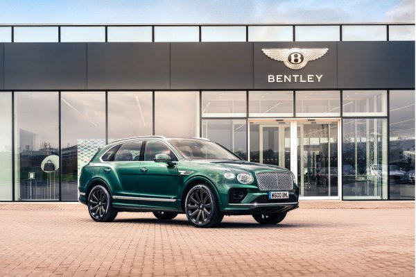 Bentley razvija 22-colni naplatak od ugljičnih vlakana za SUV model Bentayga