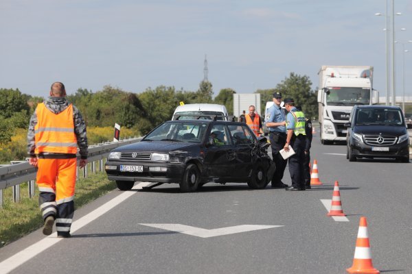 U prometnoj nesreći na obilaznici poginula jedna osoba